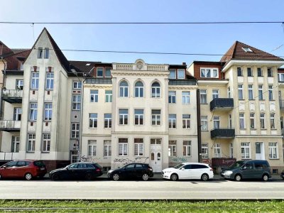 Helle 2-Zimmer-Wohnung im Hochparterre mit Außenstellplatz