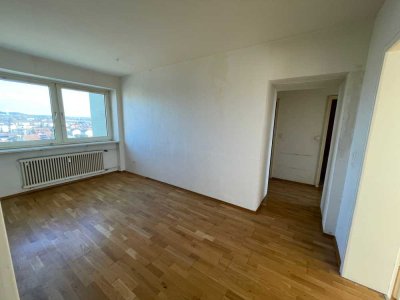 Kurzfristig verfügbare 4-Zimmer-Wohnung!