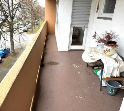 Großzügige 2 ZKB-Wohnung, ruhig in Pfersee gelegen