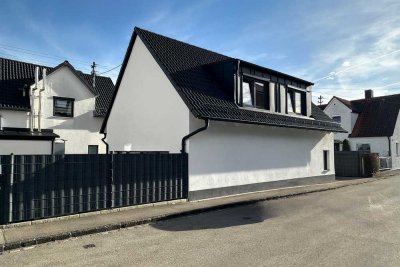Katip | ZWEI neuwertige Einfamilienhäuser auf einem Grundstück in Kriegshaber