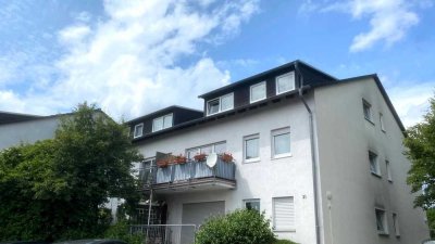 Top-Lage! Blick ins Grüne! Schön gelegene Eigentumswohnung! 3 Zimmer, Küche, Bad, Stellplatz