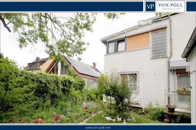 VON POLL - OBERURSEL: Ältere Doppelhaushälfte im beliebten Bommersheim
