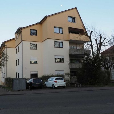 3,5-Zimmer-Maisonette-Wohnung mit Einbauküche