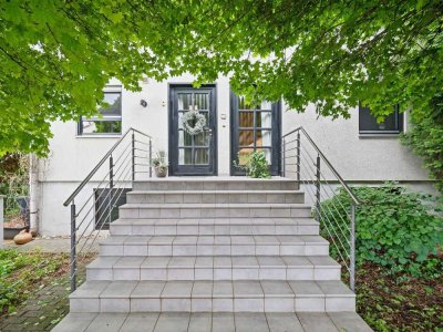 Gepflegtes und großzügiges Einfamilienhaus in guter Lage von Stockstadt