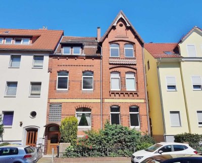 Ruhige Seitenstrasse am Stadttheater