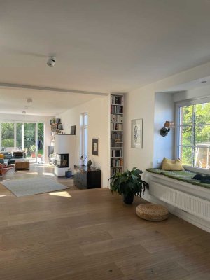 Wassergrundstück - exklusive Kaffeemühlen-Villa in Bestlage