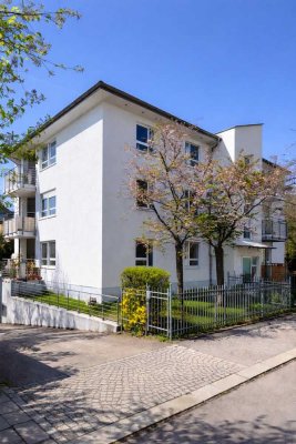 Investieren in Dresden-Blasewitz: Vermietete Wohnung mit Balkon und TG-Stellplatz
