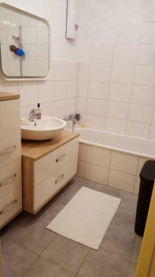 Schön geschnittene und helle 3 -Zimmer-Wohnung
