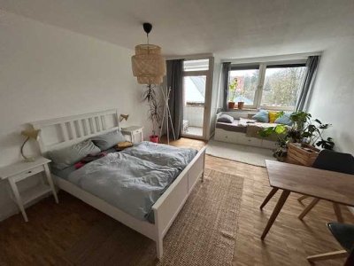 Möblierte helle 1-Zimmer-Wohnung in Linden Mitte