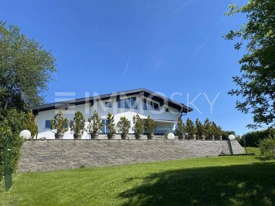 Exklusivität und Naturverbundenheit - Landhausresidenz mit Eleganz!