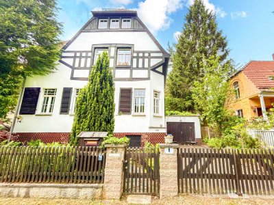 Idyllisches Villen-Juwel in der Belvederer Allee: Historischer Charme trifft auf erstklassige Lage