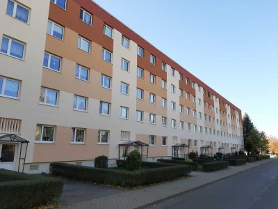 Sonnige 1-R-Wohnung mit Balkon