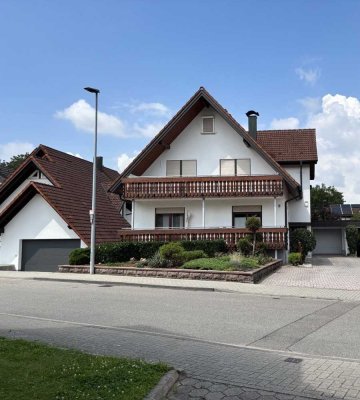Gepflegte 4-Zimmer-Wohnung mit Balkon und Garten in Bühl-Oberbruch