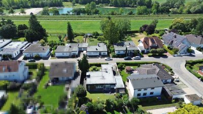 Stilvoller Bungalow mit großzügigem Garten in bester Lage von Gernsheim