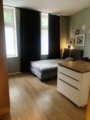 Voll möbliertes 1-Zimmer-Apartment in Rath