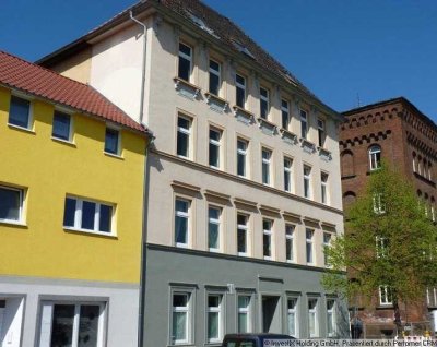 *Große 3-Zimmer- familienfreundlich - nähe Bahnhof*