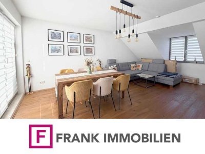 FRANK IMMOBILIEN - Zuhause ankommen –  lichtdurchflutete Dachgeschosswohnung  mit sonniger Terrasse!
