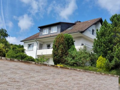 Helle 2 Zi Kü Bad Wohnung in Königsfeld, Nähe Bad Neuenahr u. Rhein