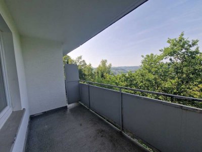 Renovierte Wohnung mit Blick über Werdohl *Werdohl-Bausenberg*
