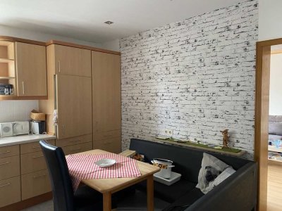 Ansprechende 3-Zimmer-Wohnung mit Terrasse, Garten nebst EBK und Einbauschrank in Rodenbach