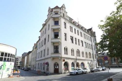 GEMÜTLICH und ZENTRAL - SingleWohnung, Aufzug, offene Küche