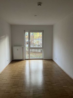 Schöne 4-Zimmer-Wohnung mit Terrasse