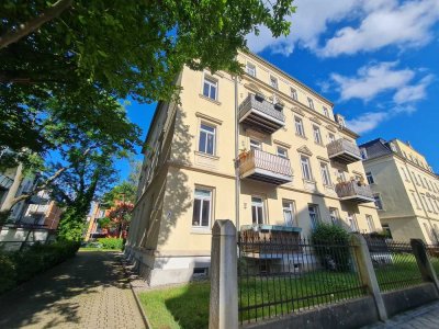 Solides Investment: Vollvermietetes Mehrfamilienhaus mit 13 Wohneinheiten in Dresden!
