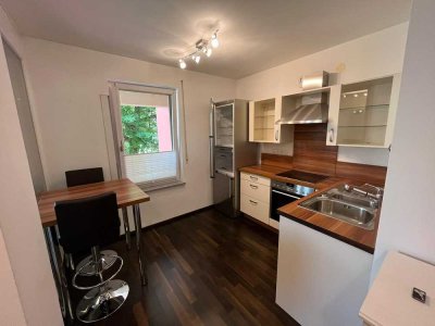 Stilvolle Citywohnung, teilmöbliert mit EBK und Loggia