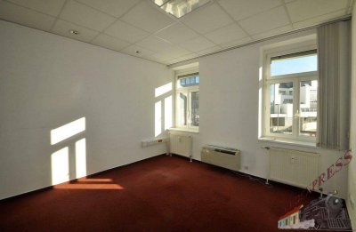 Renovierungsbedürftige Eigentumswohnung in Bahnhofsnähe mit niedrigen Betriebskosten