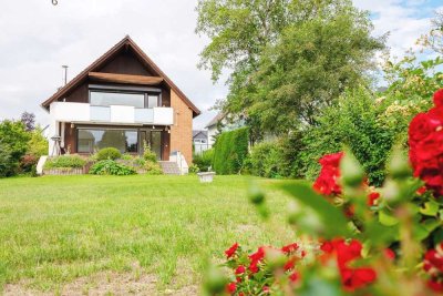 Eigenes Grundstück im Herzen Volkmarode - Großes Ein-/ Zweifamilienhaus mit viel Potenzial!