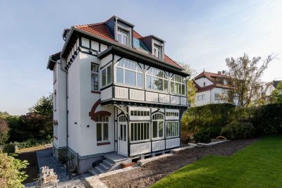 Wunderschöne Wohnung in Bestlage / eigene Terrasse und Garten zur gem. Nutzung
