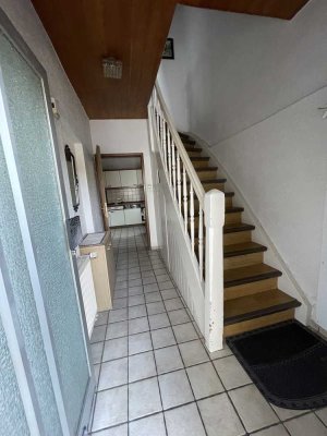 Tschüss Mietfrust-♥️-lich Willkommen in Oma ihr fein Häuschen" & dem großem Garten.