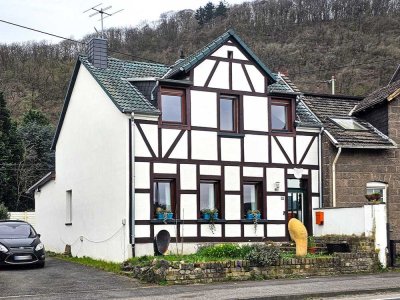 Charmantes und geräumiges Einfamilienhaus in Brohl-Lützing