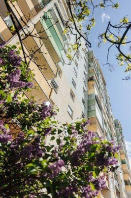 Gut geschnittene Eigentumswohnung in Straßgang mit Balkon und Loggia – Kärntnerstraße