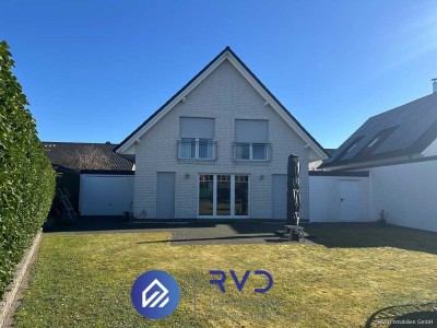 Einziehen, Wohlfühlen, Zuhause sein – Wohnen in wertbeständigem Viebrockhaus in Langenfeld-Wiescheid