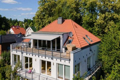 Top-Wohnung mit Seeblick in Wandlitz - Einbauküche, Fußbodenheizung, zwei Bäder, Kamin, Dachterrasse