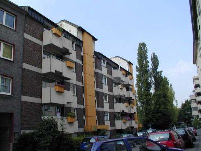 Gemütliche, renovierte Single-Wohnung mit Balkon!