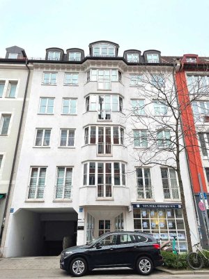 Exklusive 3-Etagen-Dachgeschosswohnung mit Dachterrasse am Gärtnerplatz
