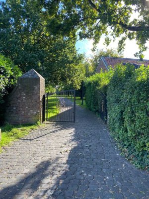 Charmante 2-Zimmer Maisonette-Wohnung im 1. OG in Krefeld-Gartenstadt