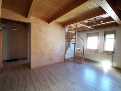 3-Zimmer Maisonettewohnung im Zentrum Albstadts, Nähe FH, Bahnhof, auf Wunsch mit TG-Stellplatz