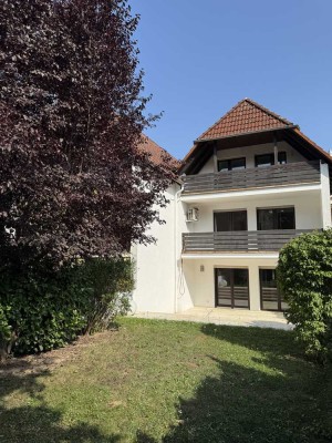 Elegantes Reihenmittelhaus mit 6 Zimmern in Friedrichsdorf