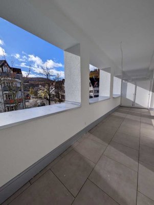 Wohnen im Herzen von Tailfingen: 2-Zimmer-Wohnung mit Loggia – Erstbezug