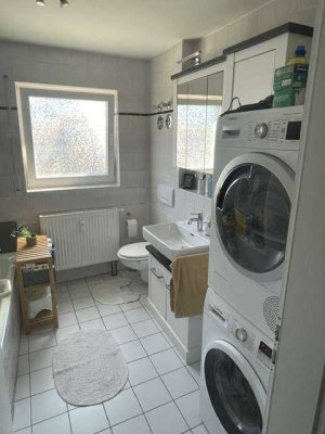 Moderne 3-Zimmer-Wohnung mit 2 Balkonen, großem Tageslichtbad & Stellplatz