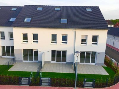 Großzügiges Neubau-Einfamilienhaus (RMH)