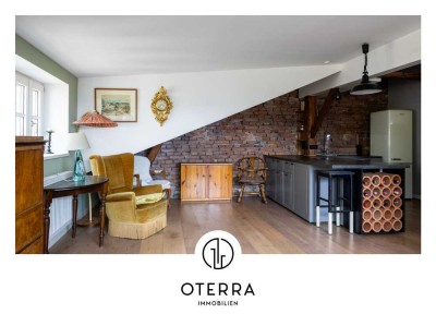 Hier trifft Altbaucharme auf modernes Wohnen - Exklusive Penthousewohnung mit 2 Dachterrassen