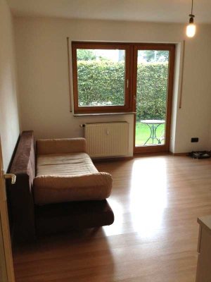 1-ZIMMER APPARTMENT MIT KLEINEM GARTENANTEIL, STELLPLATZ