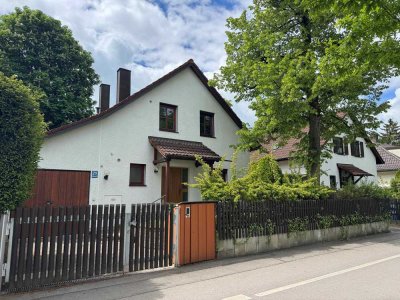 Provisionsfrei - Charmantes Einfamilienhaus mit Südgarten und Gestaltungspotenzial in Großhadern