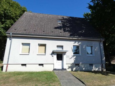 Ideale Erdgeschoss-Wohnung für Singles *wird modernisiert*