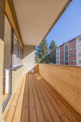 Kernsanierte 2 Zimmer Wohnung mit Garage und Loggia! - provisionsfrei