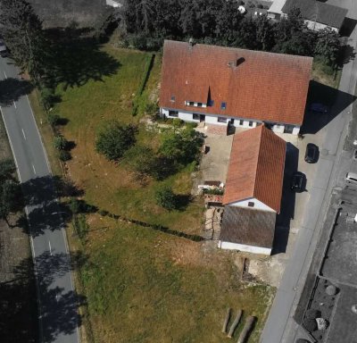 Flexibles Mehrfamilienhaus mit riesigem Entwicklungspotenzial – Ideal für Investoren und Eigenbedarf